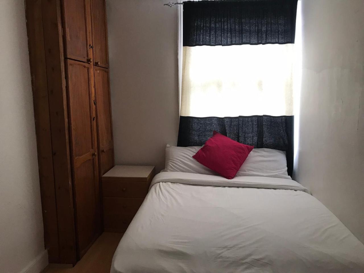 Poplar Guest House London Luaran gambar